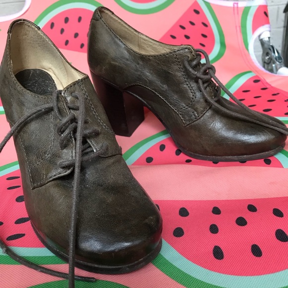 Frye Shoes - Frye Carson Heel Oxfords